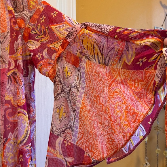 GEORGE BRAND  BRIGHT COLORS KIMONO PINKS/ORANGE/PURPLE BELL SLEEVES WITH TIES - Picture 10 of 14